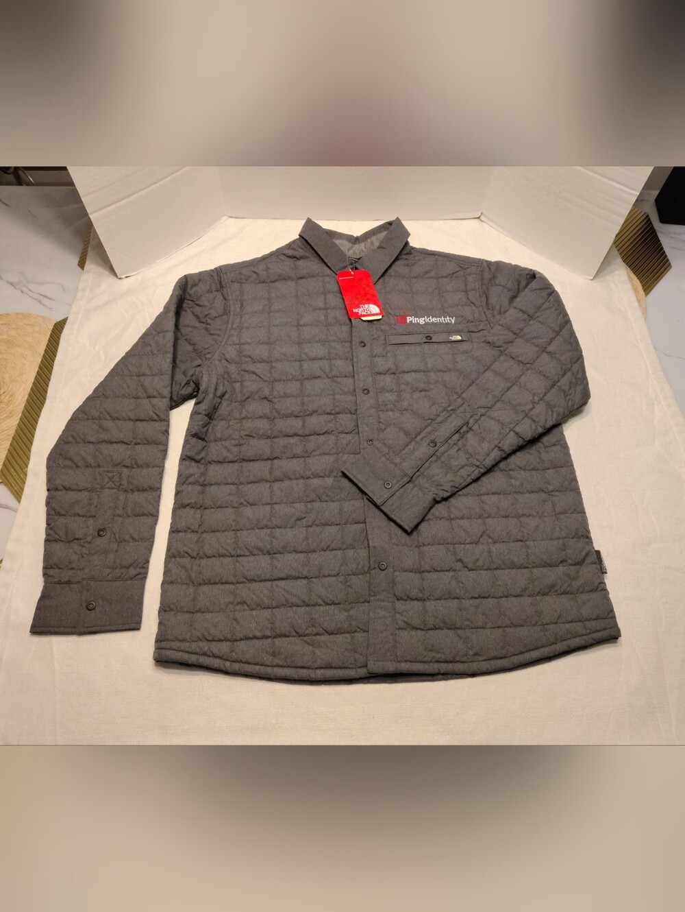 ( NEW ) The North Face Thermoball Eco, Men - LARGE Shirt Jacket